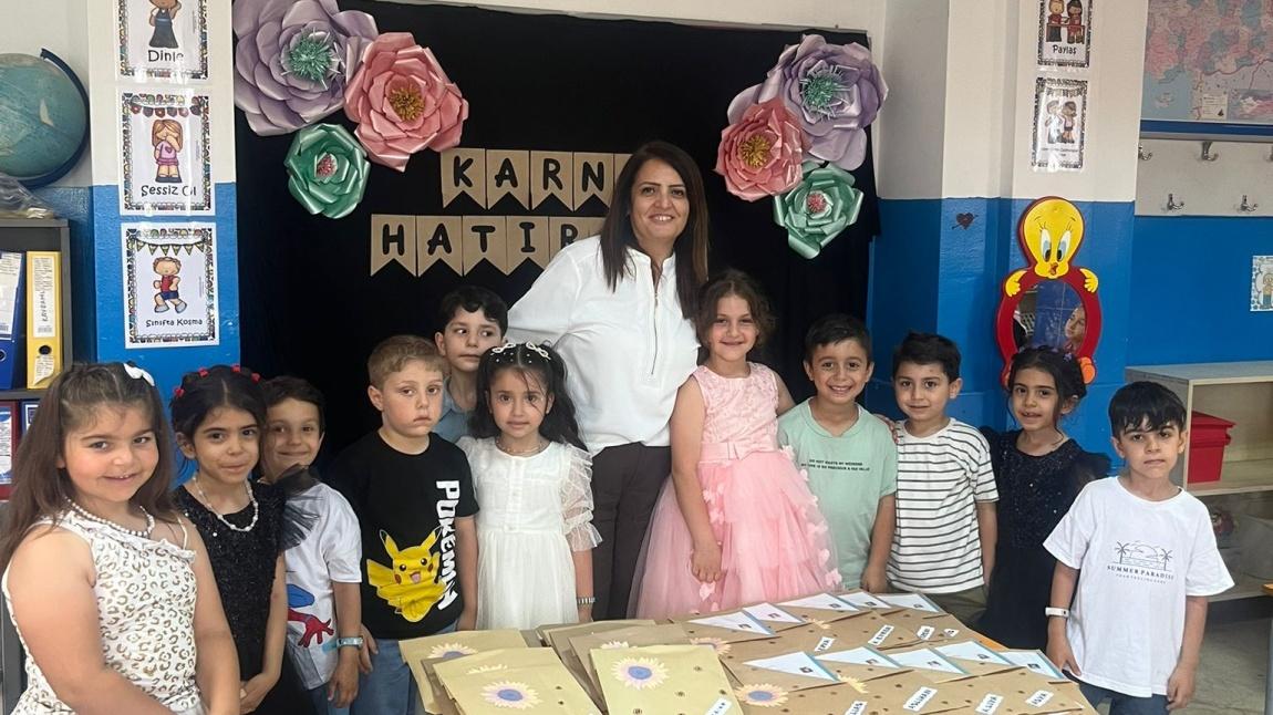 PAPATYALAR MEZUN OLDU...